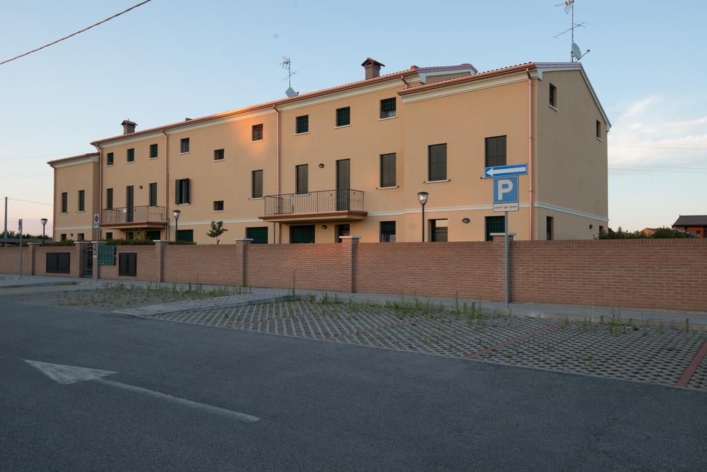 Parco Urbano Ferrara Quarto foto